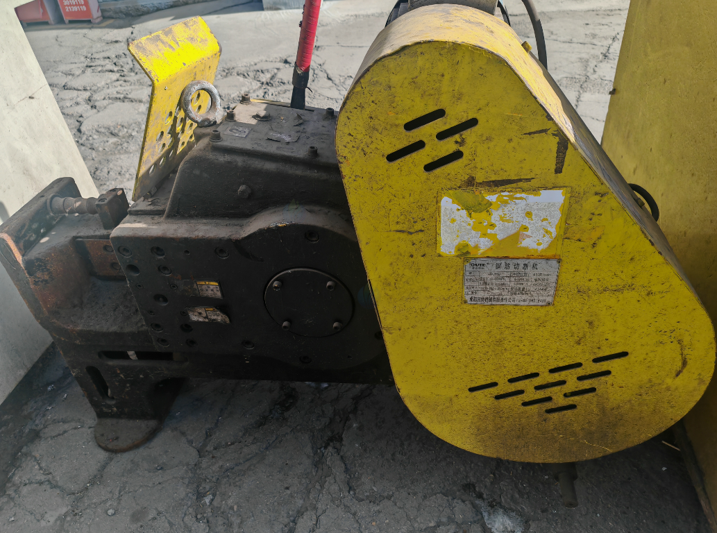 供应：钢筋弯曲机、切断机等