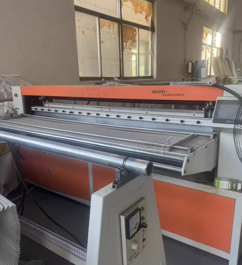 常州地区工厂处理2050mm滤芯打折机、排版机