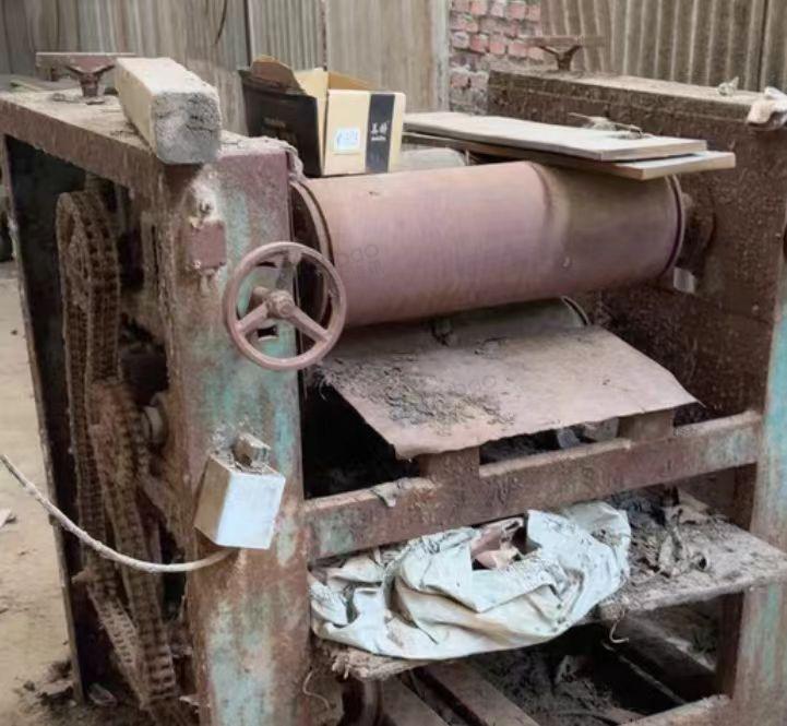 阜阳地区工厂处理滚胶机、叉车、砂带机、砂轮机、生态板拼板热压机、梳齿机等木工设备