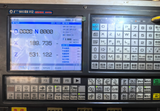 无锡地区工厂处理数控车床4台、炮塔铣床1台