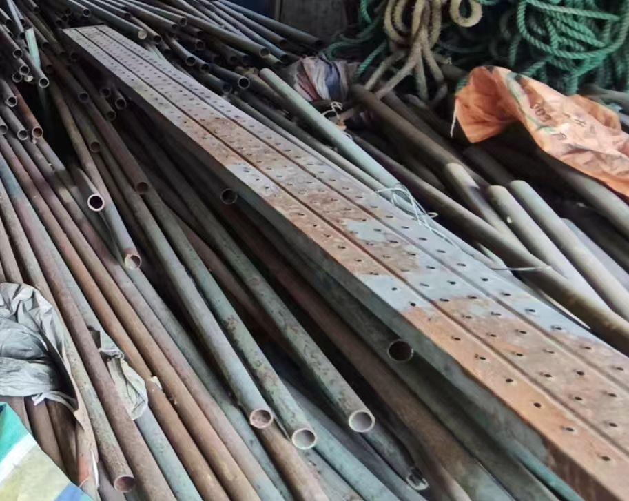 淮南地区工地结束处理脚手架钢管