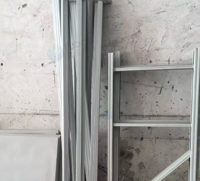 珠海地区闲置处理货架、洗菜池、开水器、奶茶工作台等设备