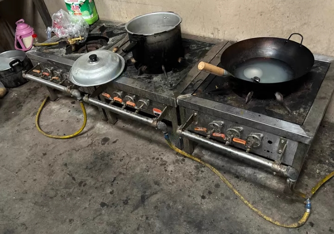 绵阳地区个人处理一批商用厨具