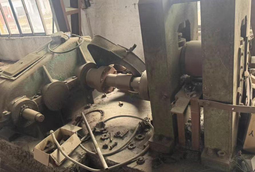 洛阳地区工厂处理冲床、喷砂机、剪钢筋机、气泵等弹簧板设备