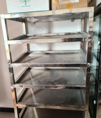 红河地区店铺处理展示柜、四门冷冻冷藏柜、烤箱、醒发箱、和面机、打蛋机、鲜奶机、不粘烤盘等