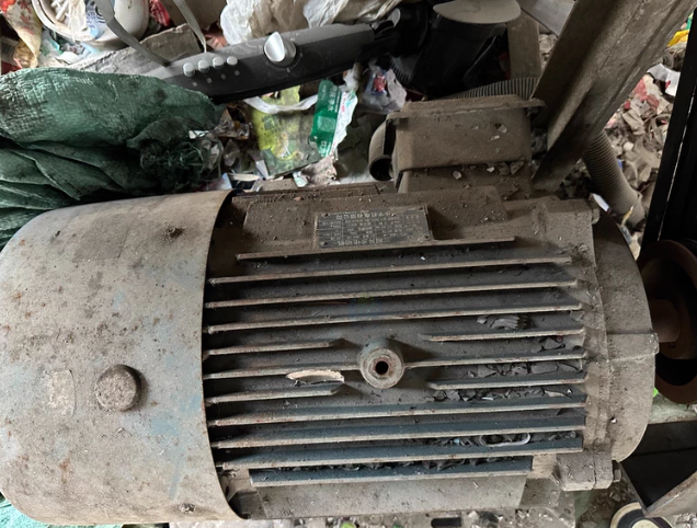 温州地区处理800型矿泉水瓶粉碎机、塑料粉碎机