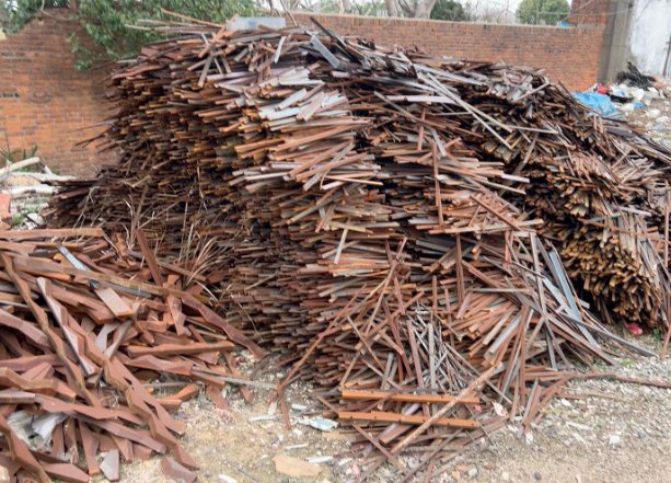 南京地区工厂处理废钢下脚料约100吨左右