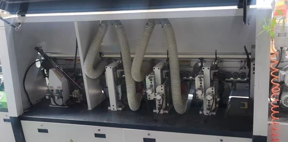 邢台地区处理全自动封边机、侧孔机、开料机、铝板压板机