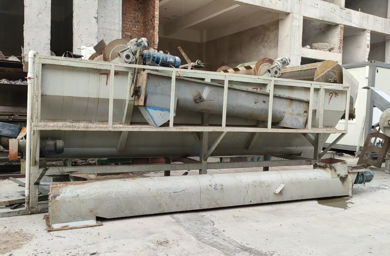 赣州地区处理100破碎机、1200锤破、打包机