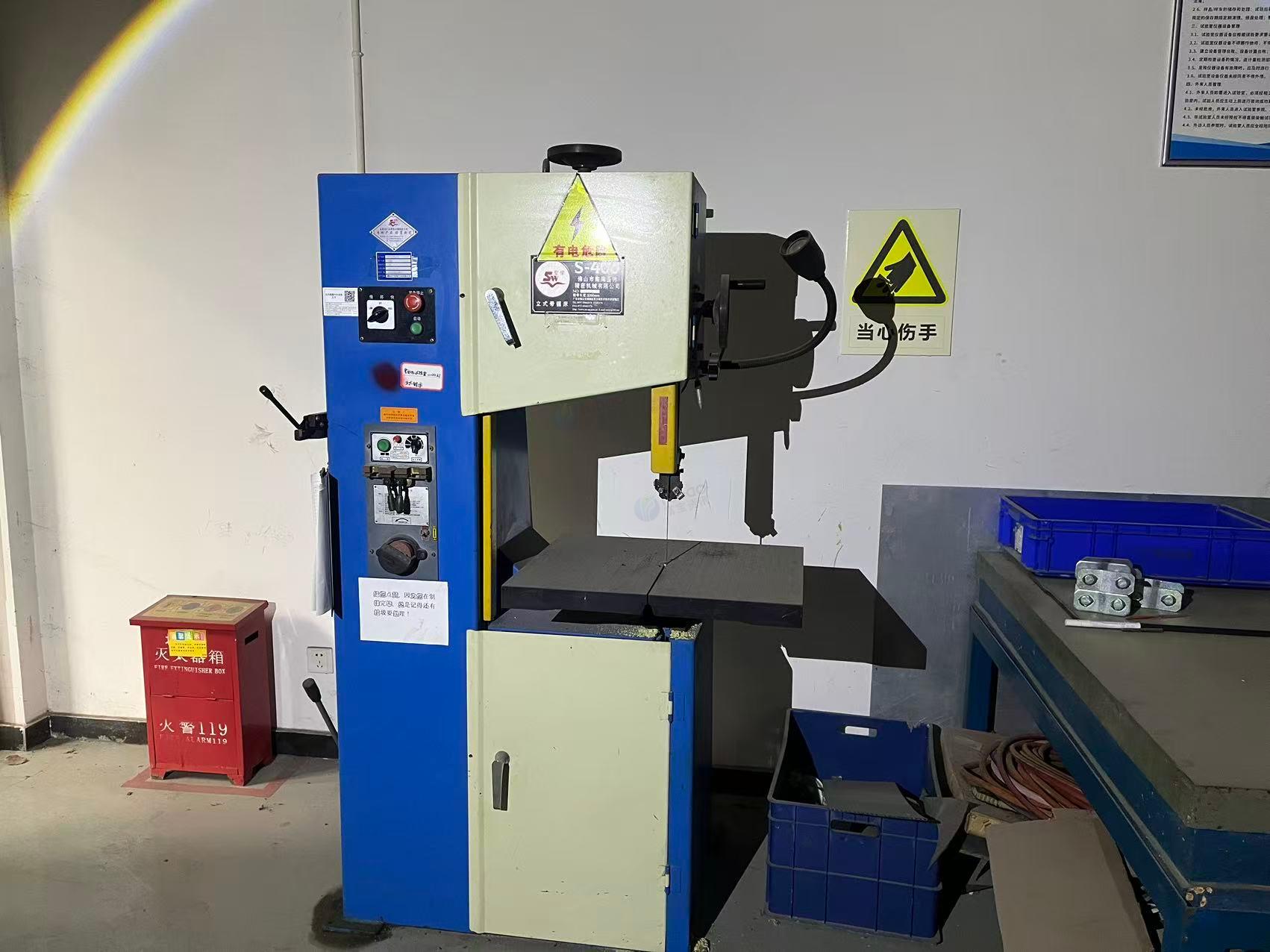 3月6日重庆合川区拓汇园公司厂区内RDC1库房及零部件试验楼的机器设备一批转让公告