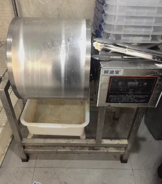 上饶地区个人处理商用汉堡机、不锈钢腌制搅拌机、商用电炸锅、商用四门冰箱