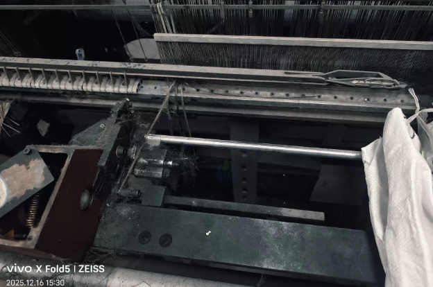 无锡地区工厂处理碳纤维织机