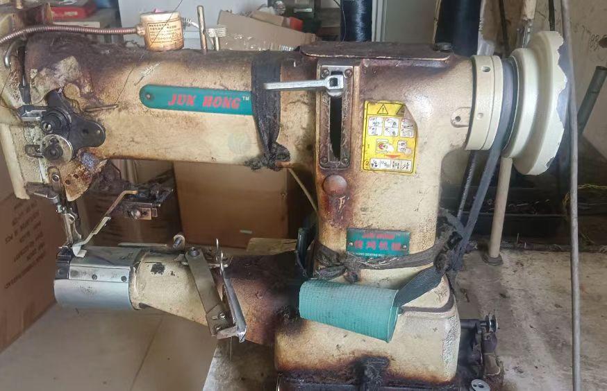 广州市地区处理同步车三台、电脑车一台、高车一台、折边机一台、激光切割机一台等