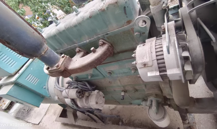 徐州市地区工厂处理东方红4F6-30柴油发电机组