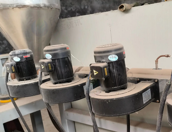 濮阳市地区工厂处理四套塑料挤出生产线