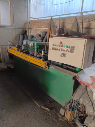 青岛市地区工厂处理砂带分条机 电动斜切机 宽砂带切边机等