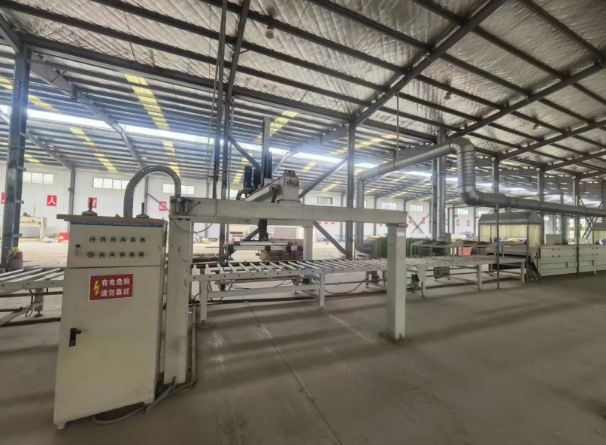 徐州市地区工厂处理铝合金墙板生产线