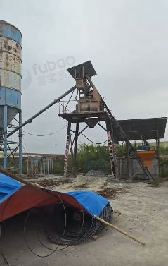 防城港地区公司处理75搅拌机、80吨水泥罐1等