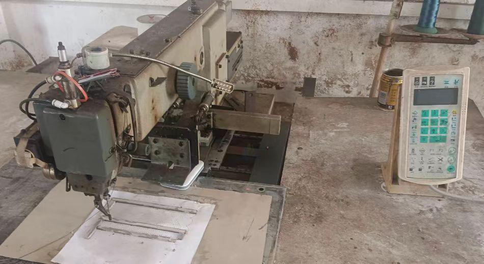 广州市地区处理同步车三台、电脑车一台、高车一台、折边机一台、激光切割机一台等