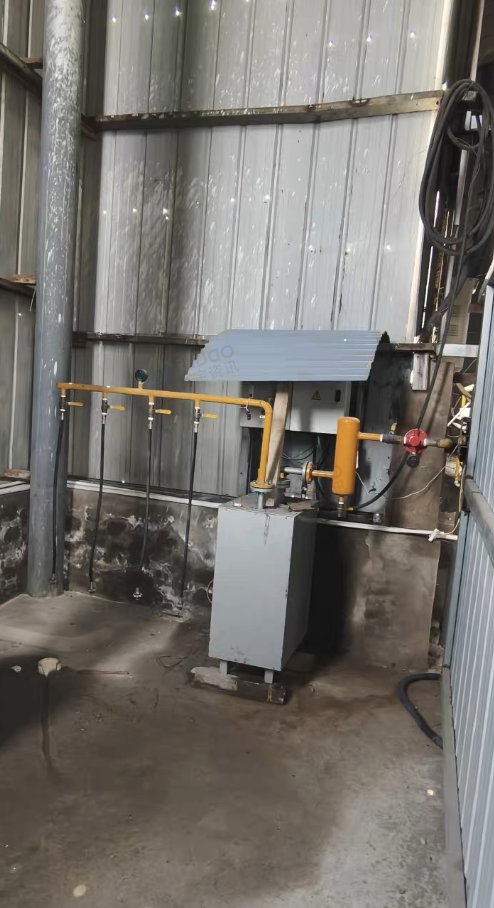 洛阳市地区处理滚塑摇摆机、模具