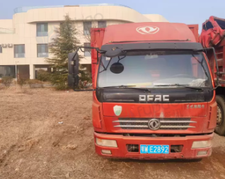 青岛市地区处理3辆4.2米平板车 2辆6.8米高栏车