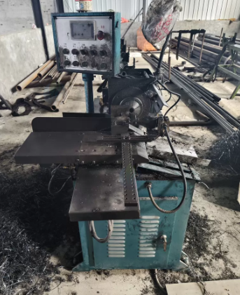 聊城市地区工厂处理2台60切管机 1台晨龙330锯床