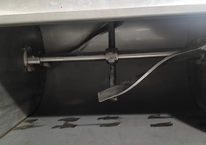 海口市地区处理食品设备一批