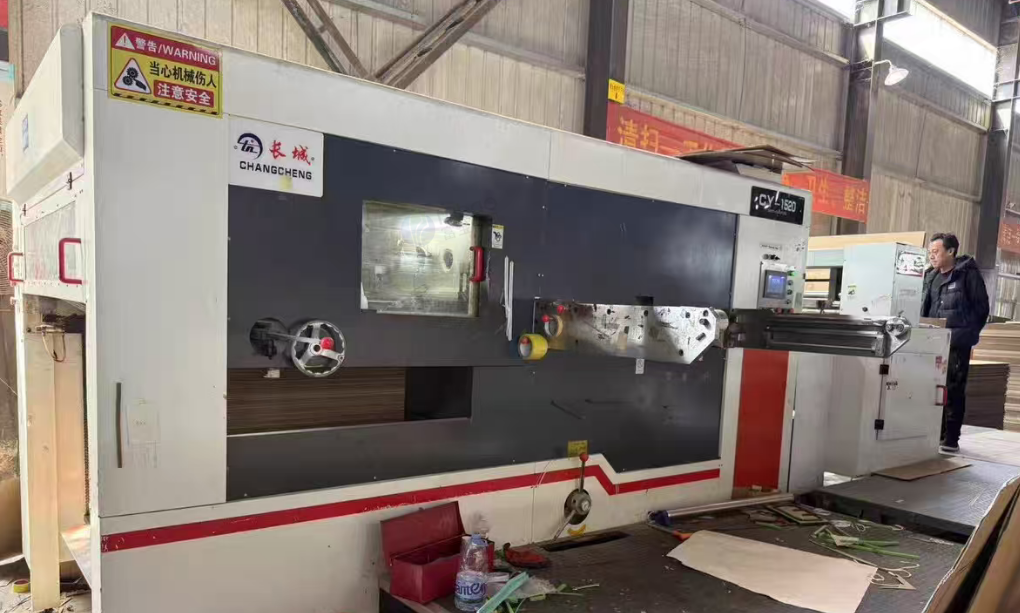 湘潭市地区处理1500前缘全自动模切机