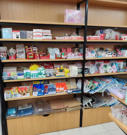 重庆地区文具店处理货架