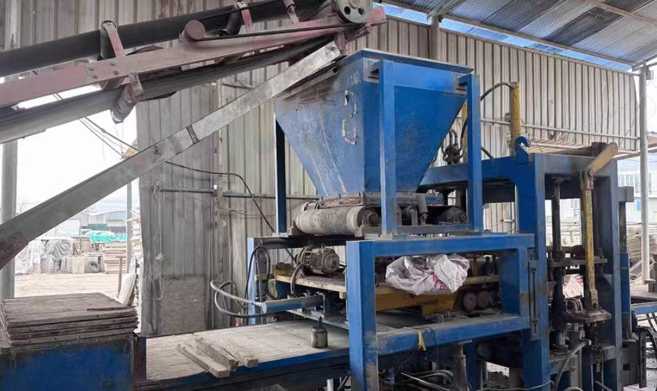 天水市地区处理液压砖机、搅拌机、配料机、叉车等砖厂设备