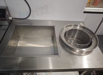 邢台市地区处理中国汉堡店9.9成新全套设备