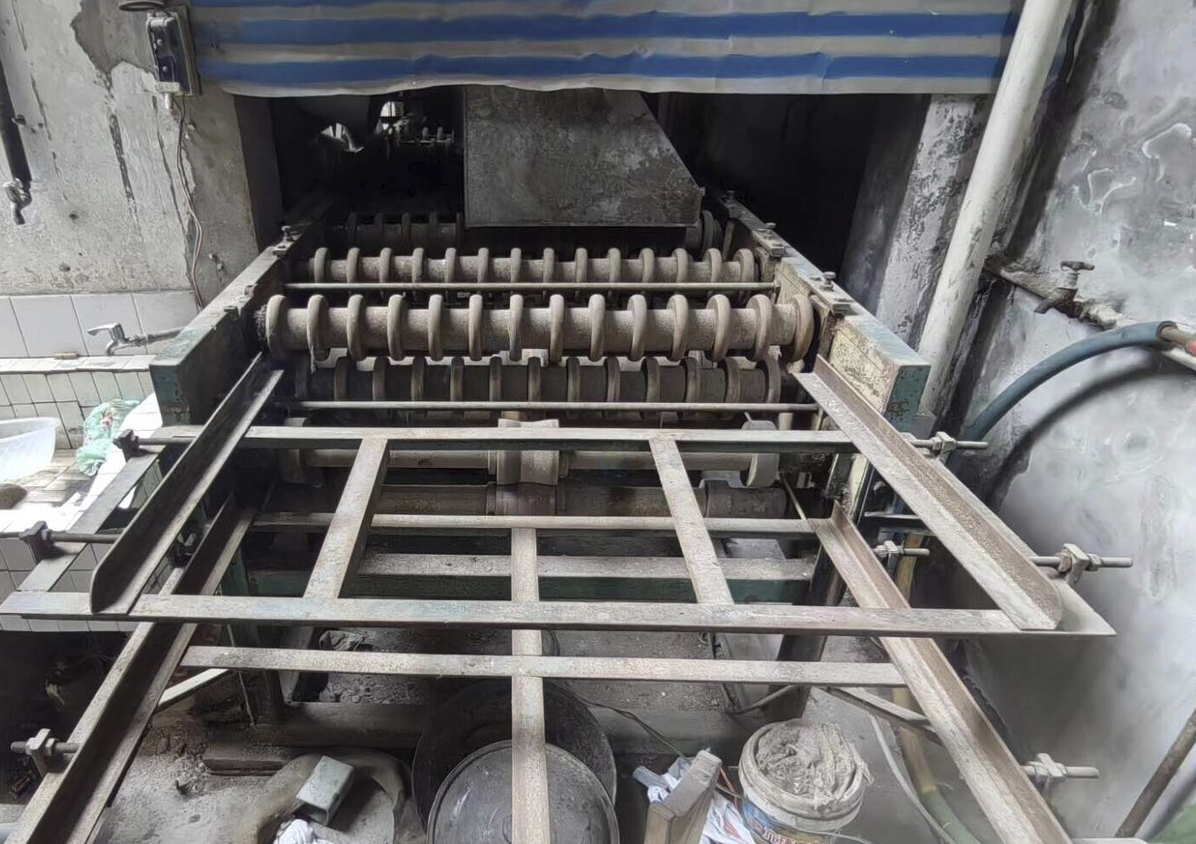 黄冈市地区处理84型石棉压瓦机