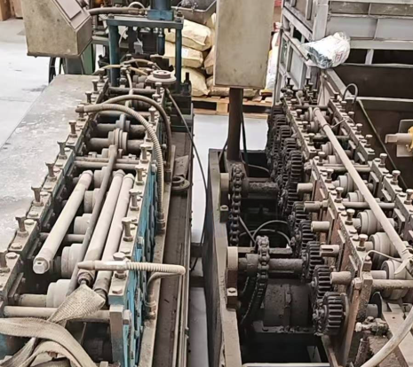 肇庆市地区处理窗撑拉槽机2台