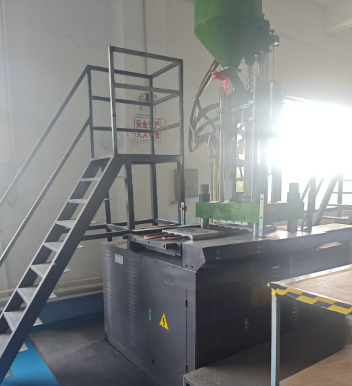 海口市地区工厂处理AB1200注塑机