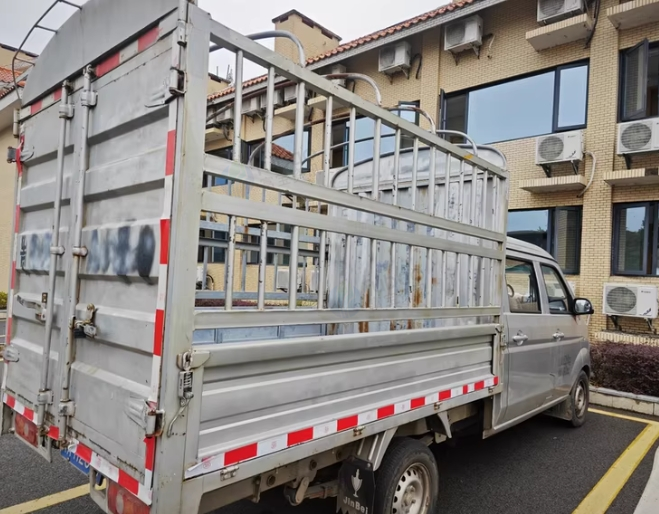 贵阳地区处理金杯货车双排座