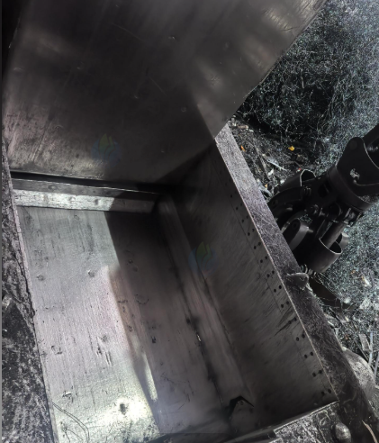 无锡市地区工厂处理250T方宏液压打包机