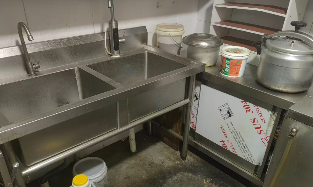 晋城市地区店铺处理饭店设备