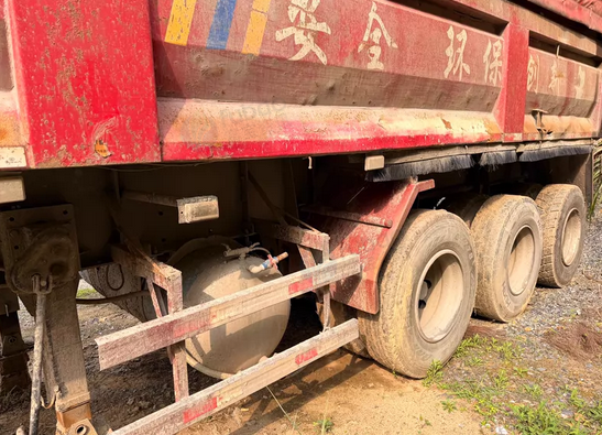 吉安市地区处理20年天鸿9.5后翻自卸板