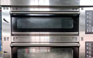 甘南市地区处理奶油机、发酵箱、四开门冰箱、边岛柜、烤盘架等蛋糕店设备