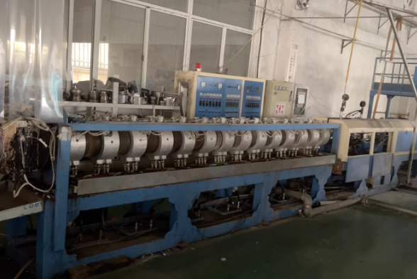 苏州市地区工厂处理125珍珠棉造粒机、EpE珍珠棉发泡机2套