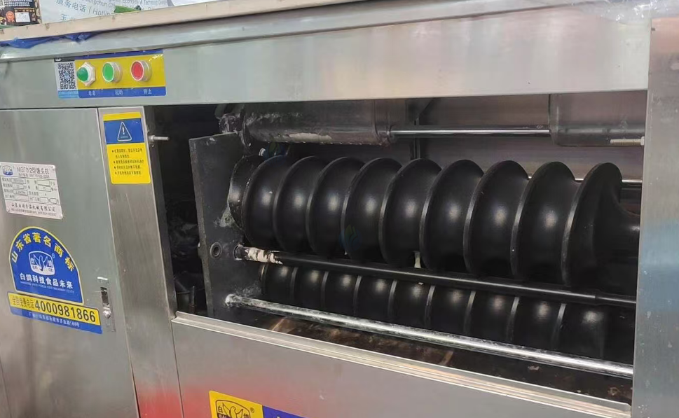 长春市地区个人处理白鸽馒头机、冰城25公斤和面机