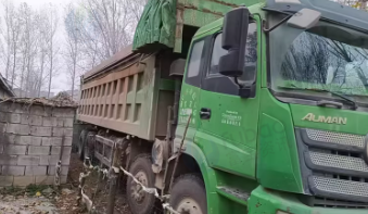 枣庄地区处理19年福田欧曼ETX自卸车