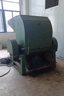 仙桃地区处理100型粉碎机整套