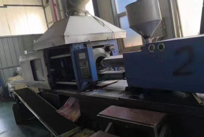 郑州市地区工厂换新处理四台注塑机