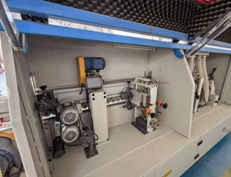 泰州市地区处理pur封边机、广东震帮MD808自动直线封边机