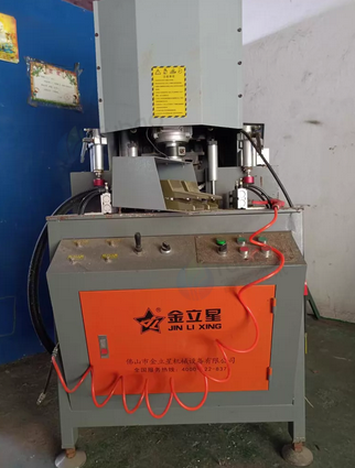 来宾地区处理全套金利星门窗机器