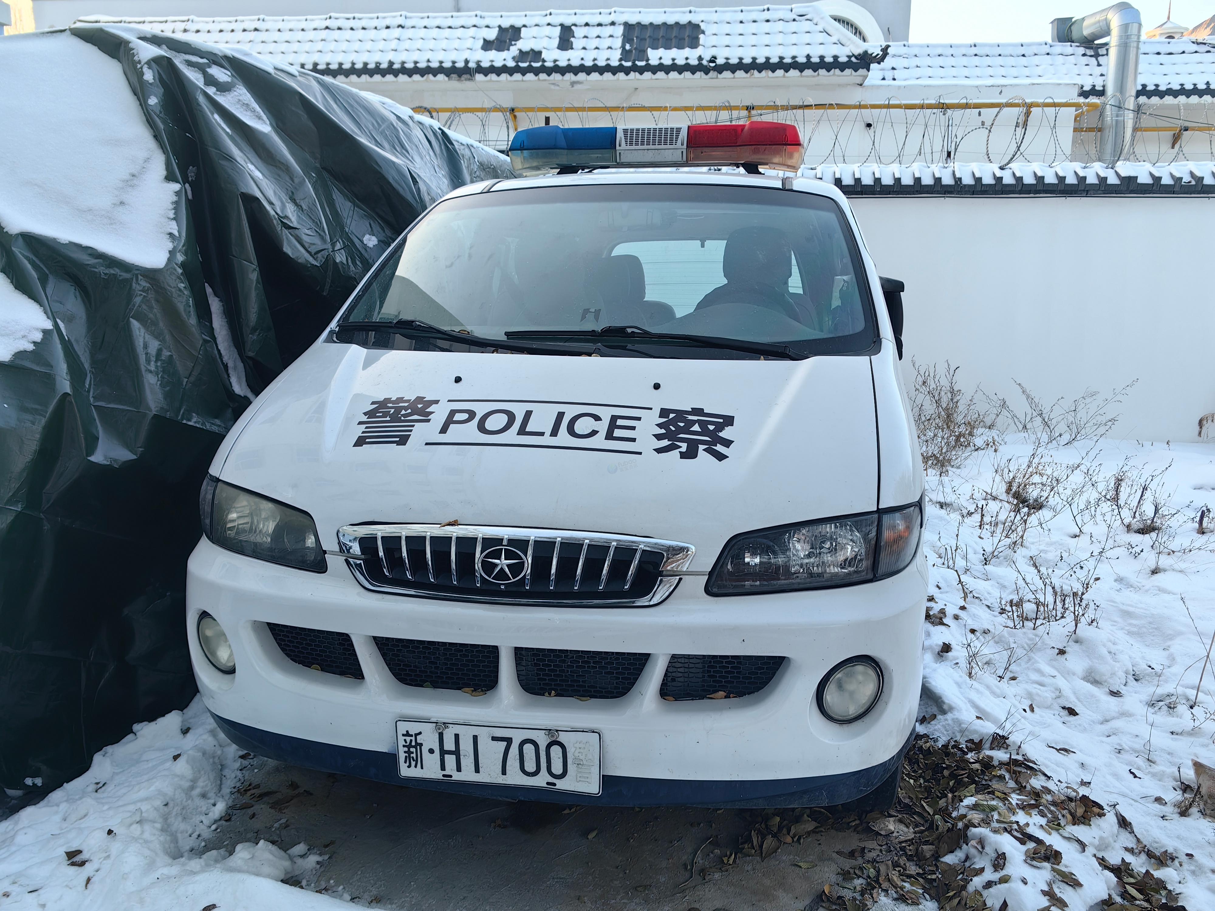 3月25日喀什市出入境边防检查总站30辆报废车转让公告