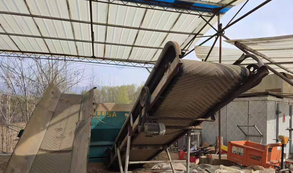 晋中市地区处理滚筛、冷库10平方、粉碎机、日粮搅拌机等