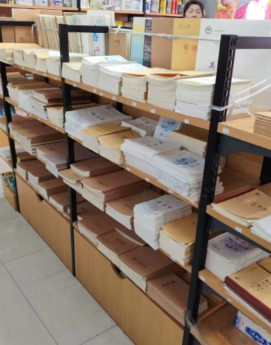 重庆地区文具店处理货架