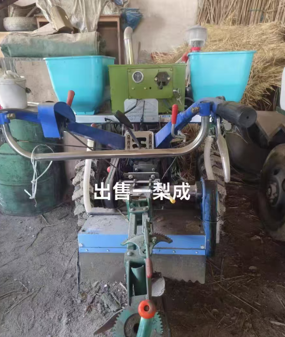 四平市地区处理玉米一犁成灭茬起垄机